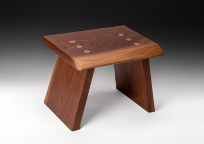 Simple Live-edge Walnut Stool with Wedged-dowel Joinery
